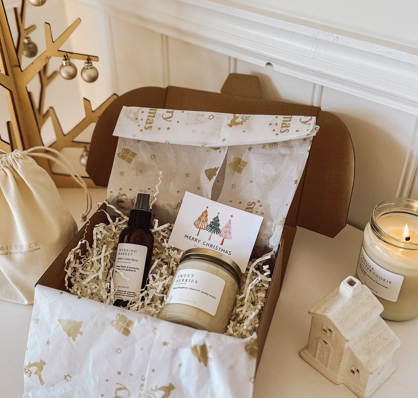 Christmas Gift Pack- Large Candle & Room Spray